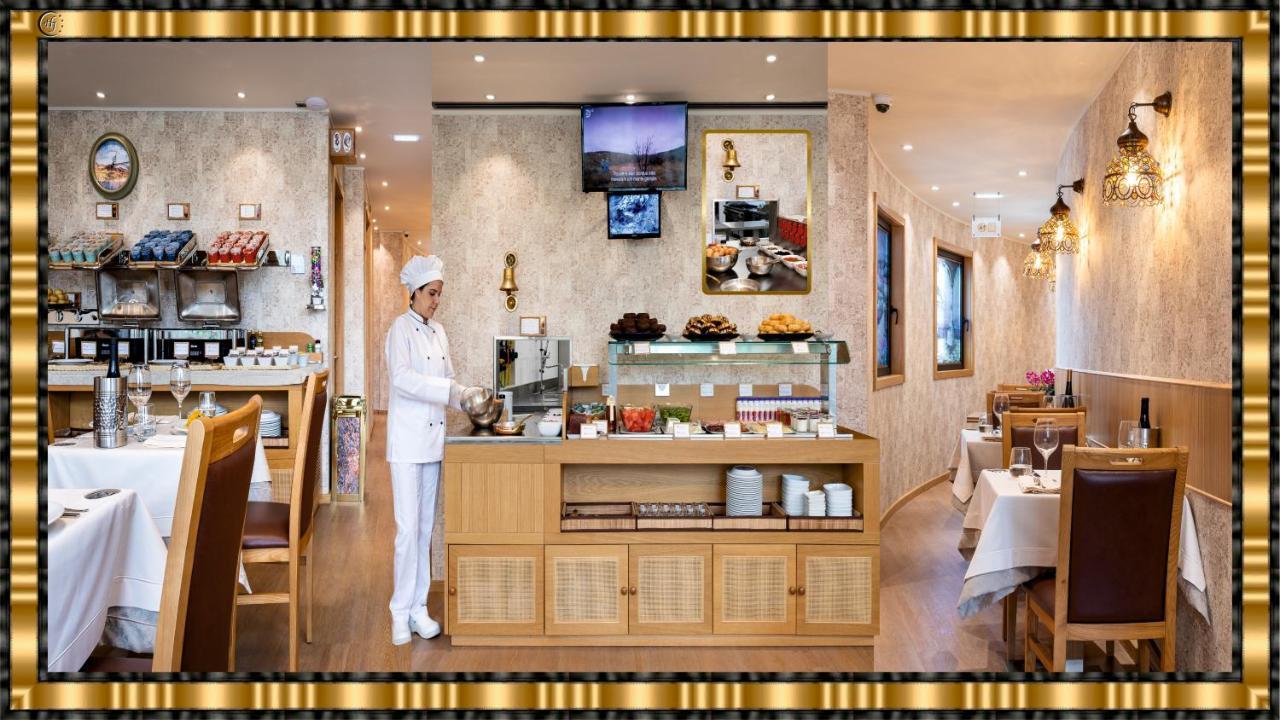 Hotel Jaguar Oporto - Airport To Hotel And City Center And Vice-Versa Is A Free And Continuous Shuttle Service From 7Am To 8Pm Exterior photo